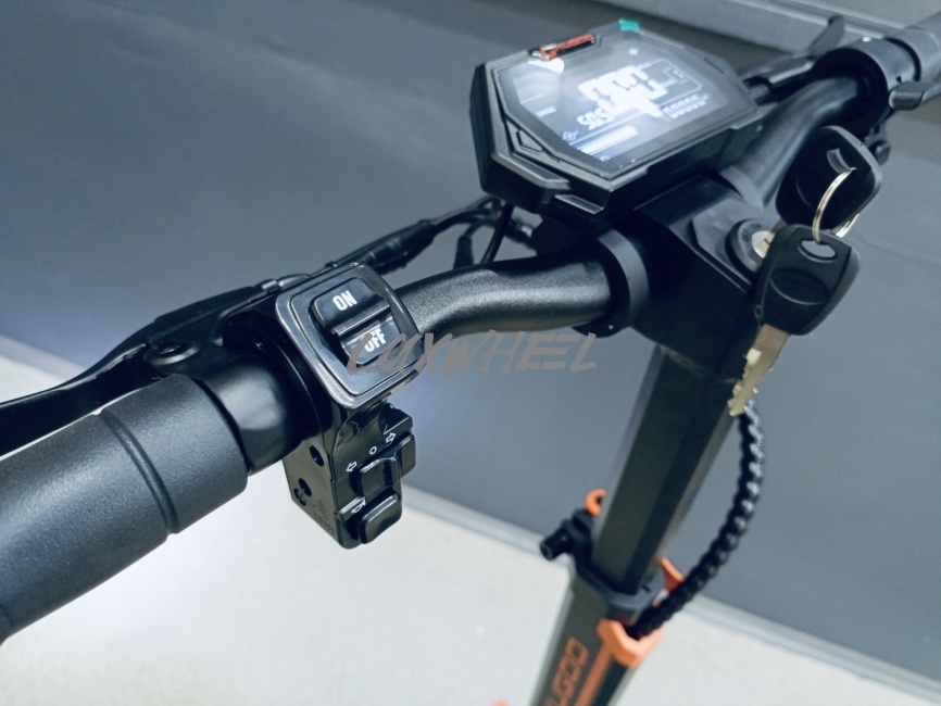 Электросамокат Kugoo F1 pro  фото 8